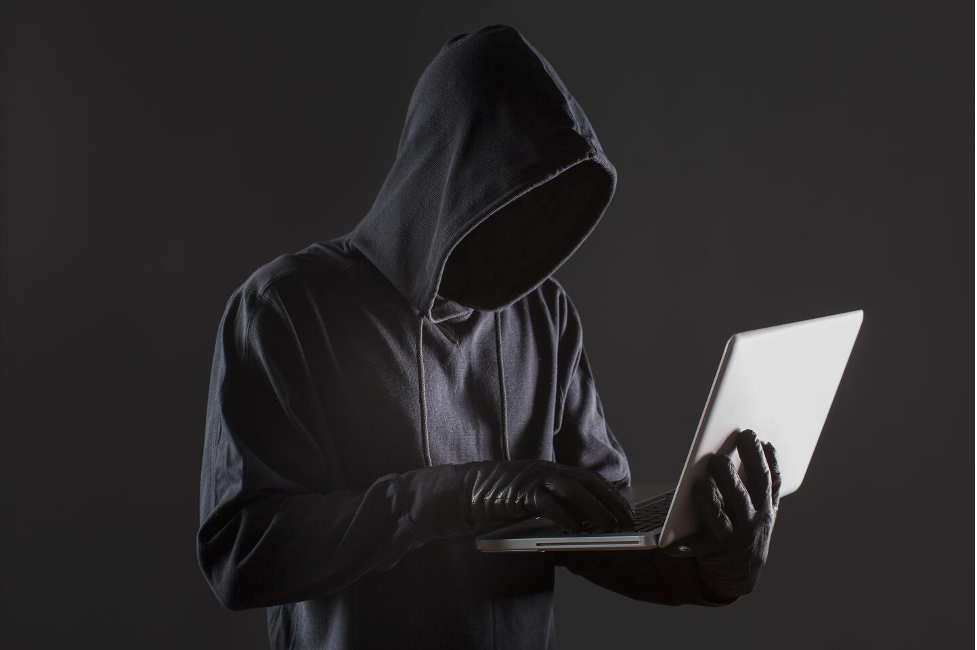 Kejahatan Siber, Pengertian, Jenis, Contoh, Cara Mengatasi, dan Cara Menghindarinya